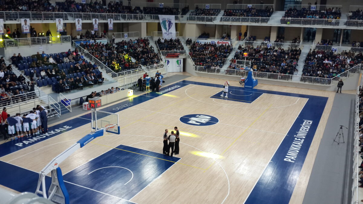 Marko Pecarski'nin forma giyeceği Merkezefendi Basket'in maçlarını oynadığı PAÜ Arena