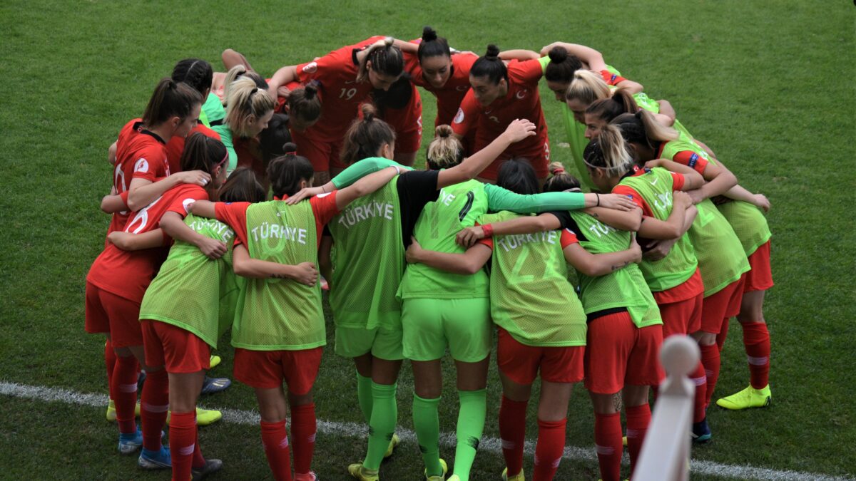 Türkiye Kadınlar Milli Futbol Takımı bir maçta (temsili görsel)
